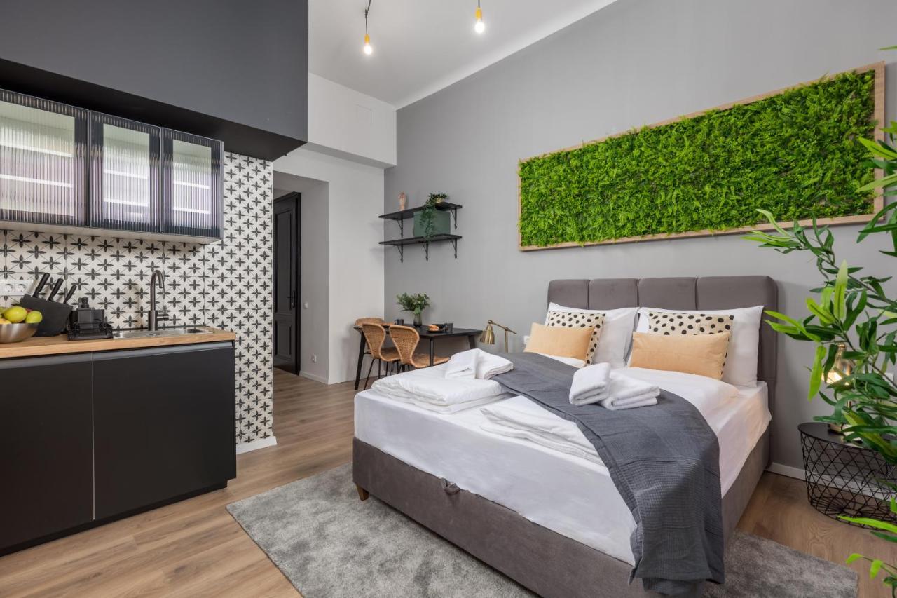Apartments & Rooms One World Rijeka Eksteriør bilde
