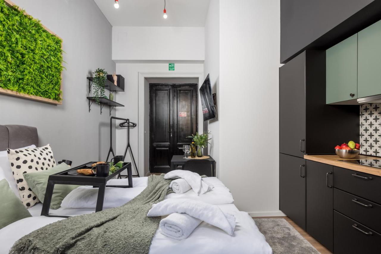 Apartments & Rooms One World Rijeka Eksteriør bilde