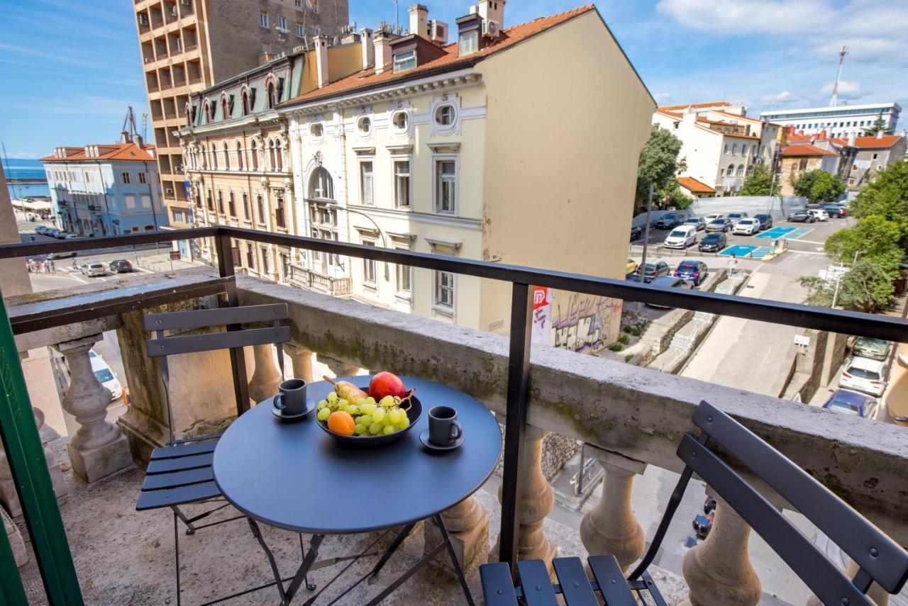 Apartments & Rooms One World Rijeka Eksteriør bilde