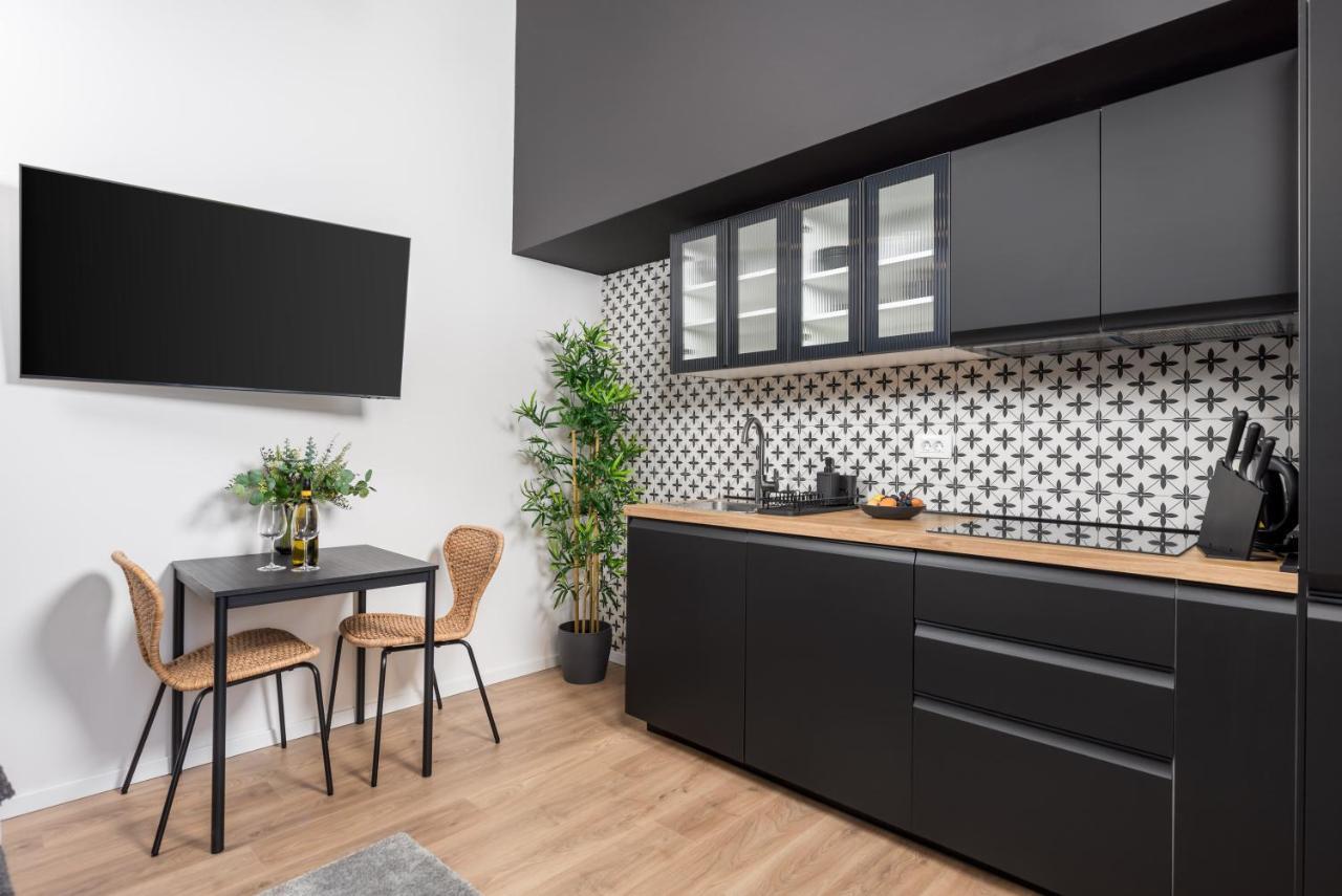 Apartments & Rooms One World Rijeka Eksteriør bilde