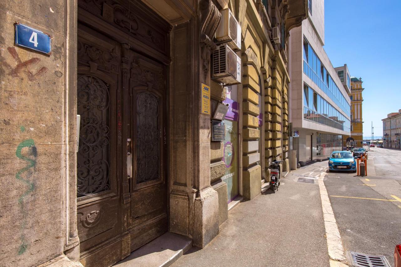 Apartments & Rooms One World Rijeka Eksteriør bilde