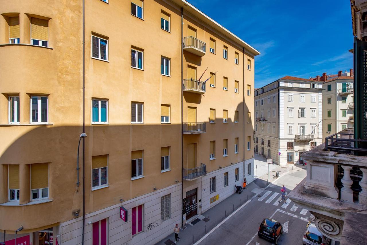 Apartments & Rooms One World Rijeka Eksteriør bilde