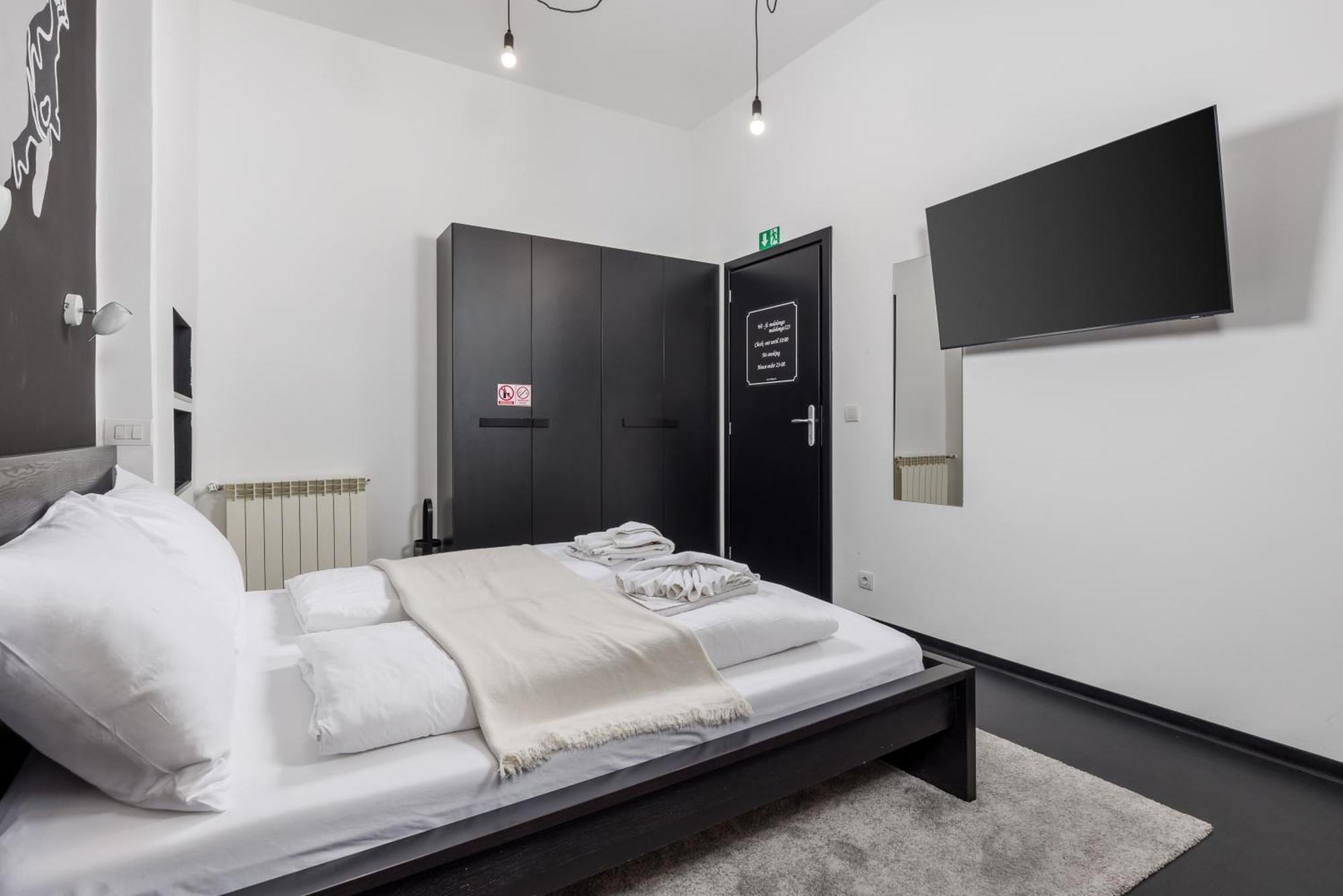 Apartments & Rooms One World Rijeka Eksteriør bilde